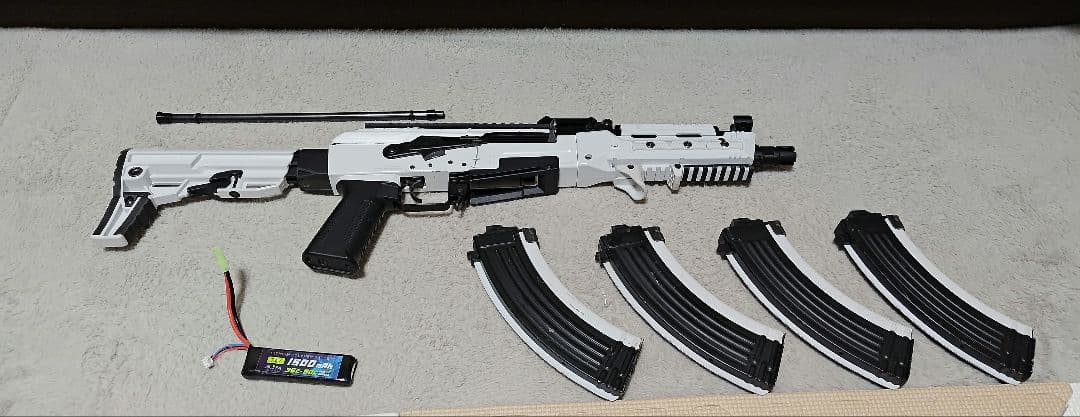 東京マルイ 次世代AK WHITE STORM ホワイトストーム カスタム品