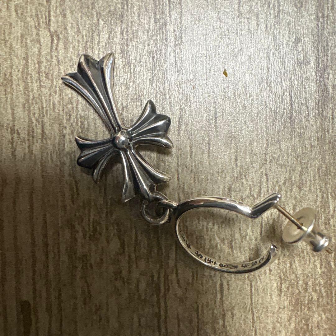 クロムハーツ　タイニーピアス