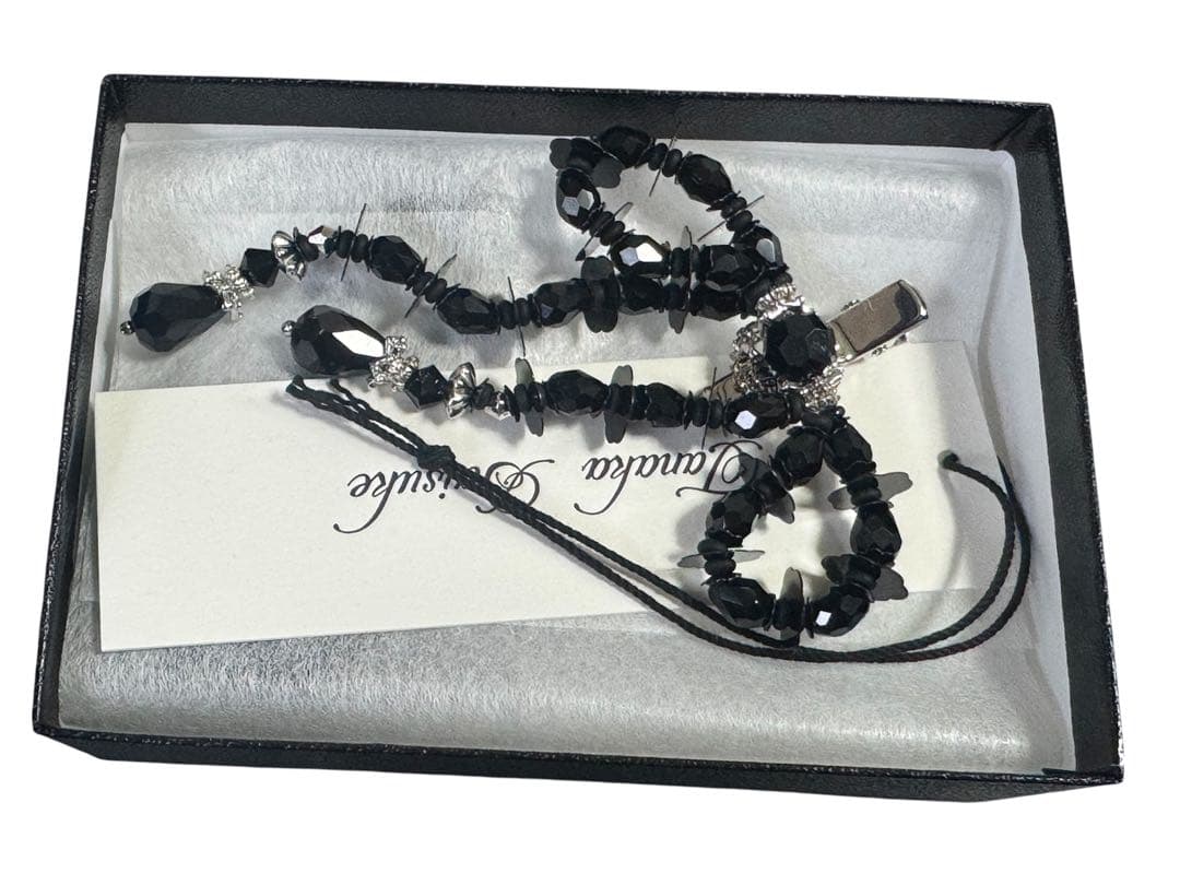 tanakadaisuke タナカダイスケ　ブラックビーズリボンクリップ