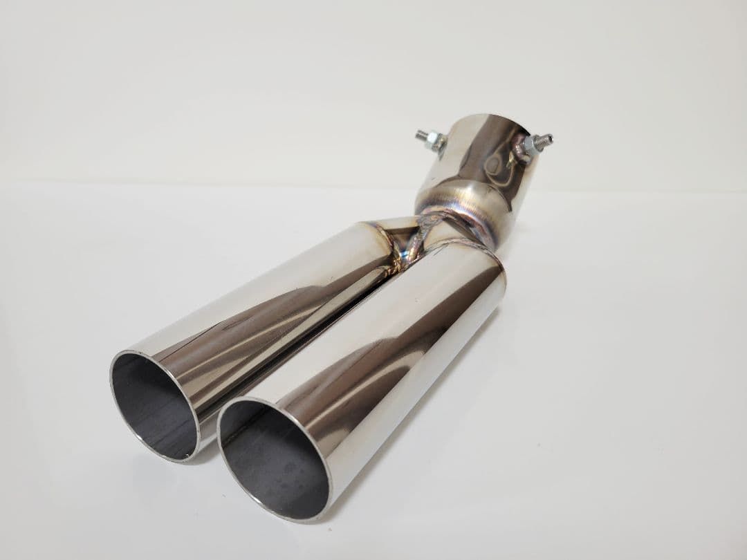 オールステンレス　デュアルマフラーカッター全長30cmハネ上げ角度30度２本出し