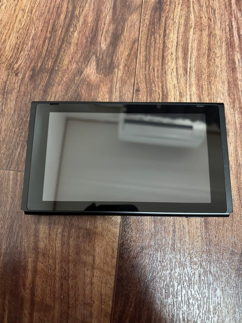 Nintendo Switch 本体　【美品】　カセット、コントローラー付き