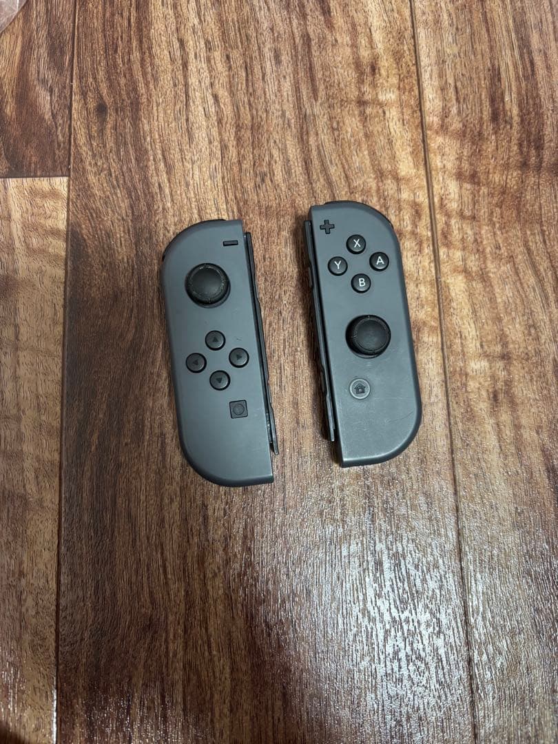 Nintendo Switch 本体　【美品】　カセット、コントローラー付き