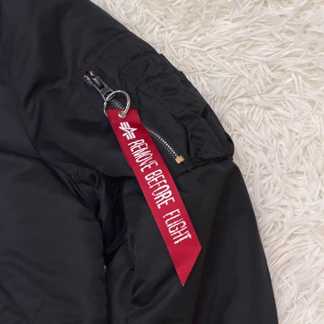 1805　アルファインダストリーズ　MA-1フライトジャケット　Mサイズ　黒