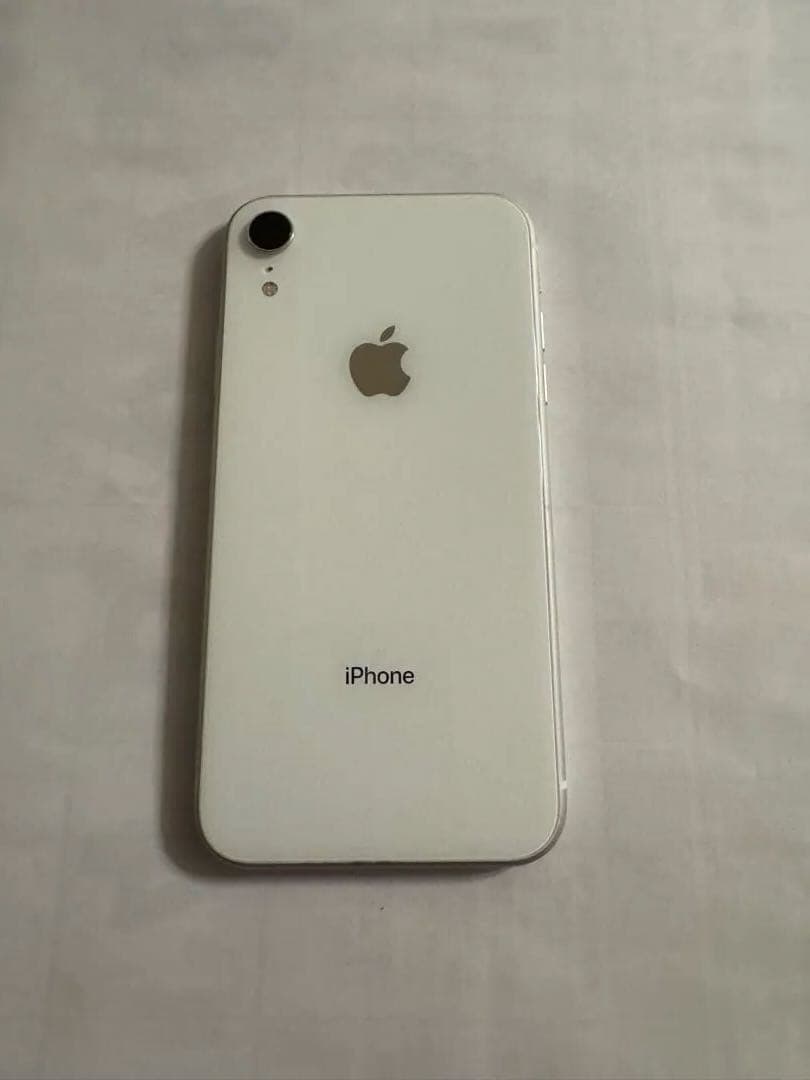 iPhoneXR ホワイト　64GB