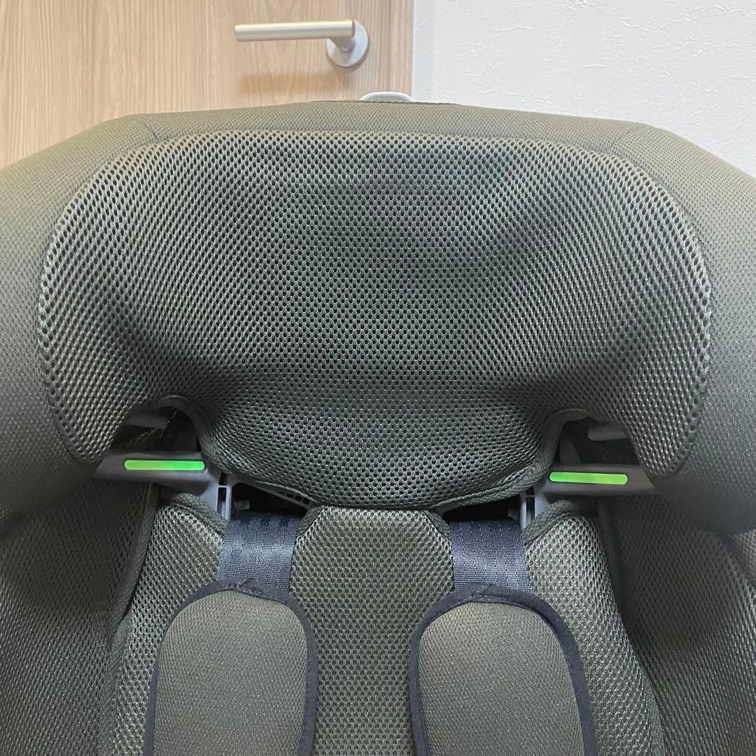 コンビ ジョイトリップ アドバンス チャイルドシート オリーブグリーン