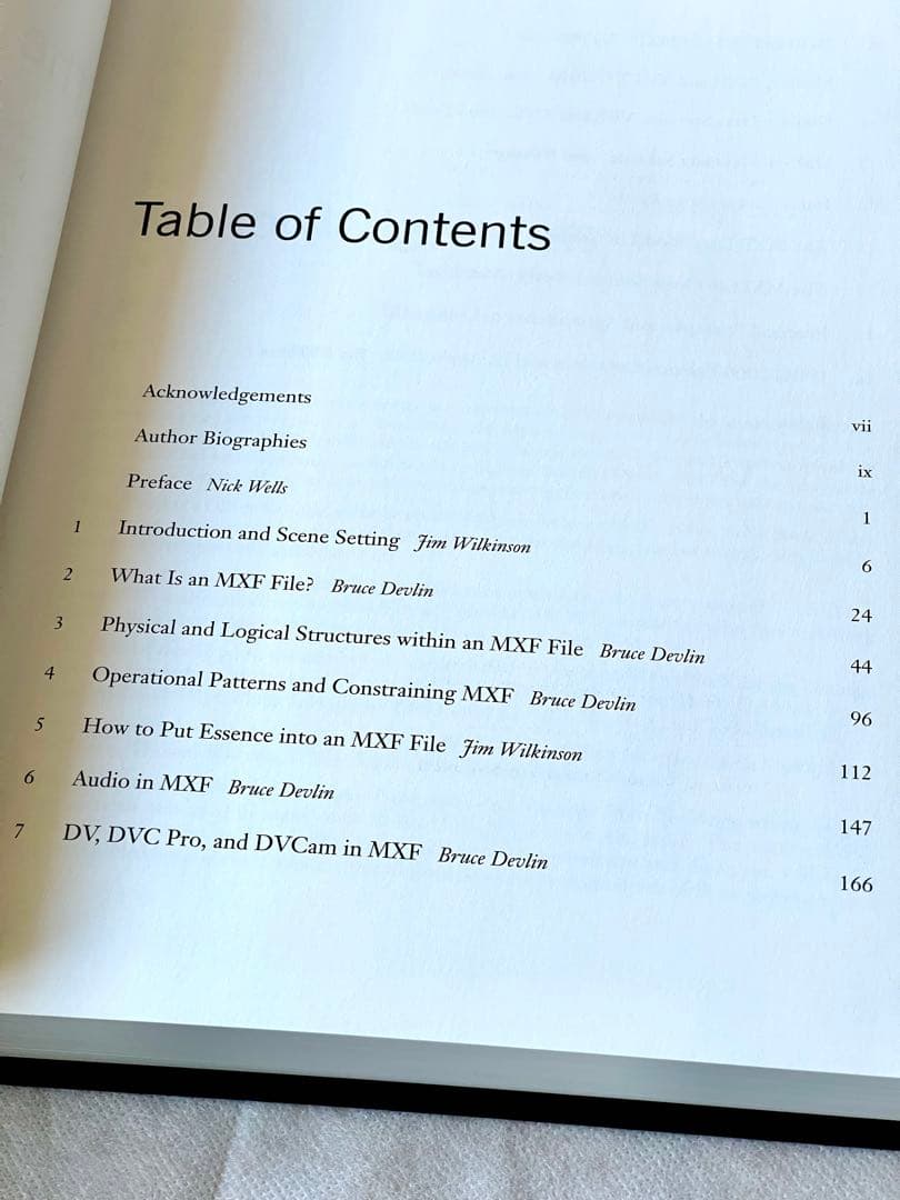 THE MXF BOOK （英語）