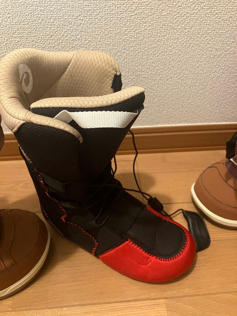 DEELUXE ＬＡＲＡ　美品　23.5cm 　熟成型 スノーボードブーツ