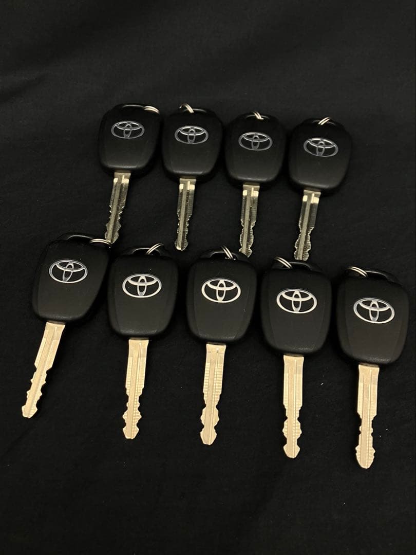 ハイエース3ボタンキー 9本セット