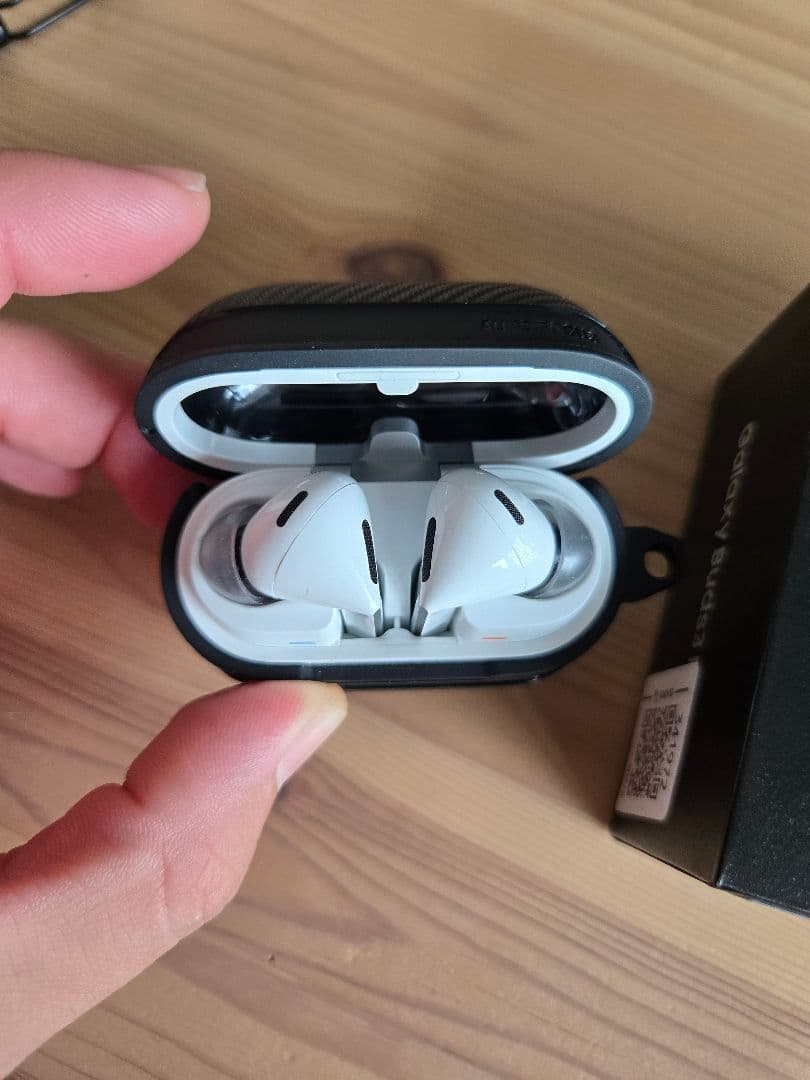 【ほぼ未商品】Galaxy Buds3 Pro ホワイト 充電ケース付き