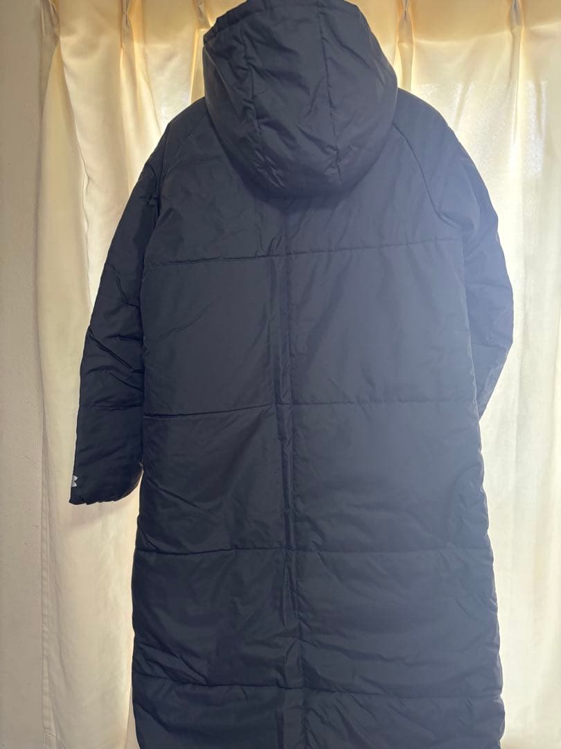 Under Armour ベンチコート 黒