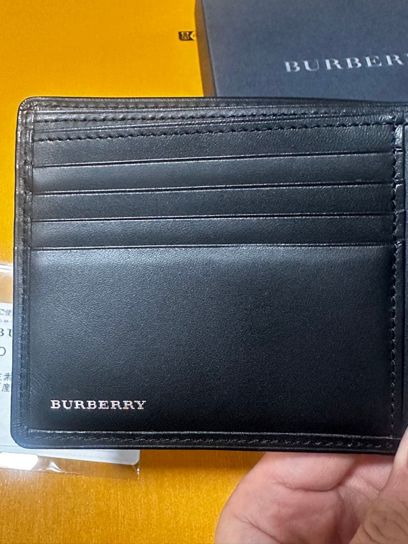 【コピー】BURBERRY ブラック 二つ折り財布