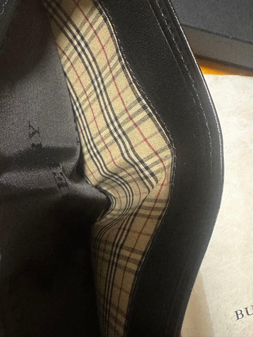 【コピー】BURBERRY ブラック 二つ折り財布