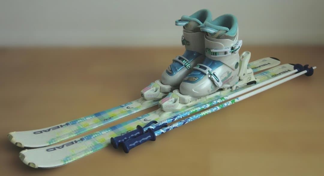 ■■送料無料■HEAD■子供用スキーフルセット■板117靴22■WAX済■■