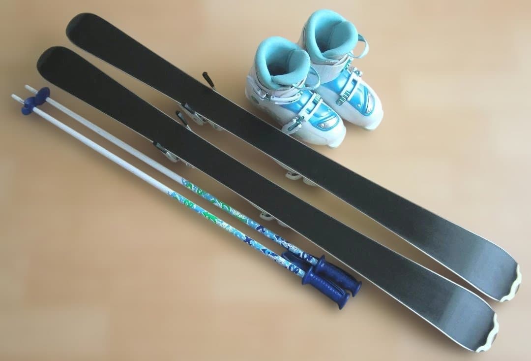 ■■送料無料■HEAD■子供用スキーフルセット■板117靴22■WAX済■■