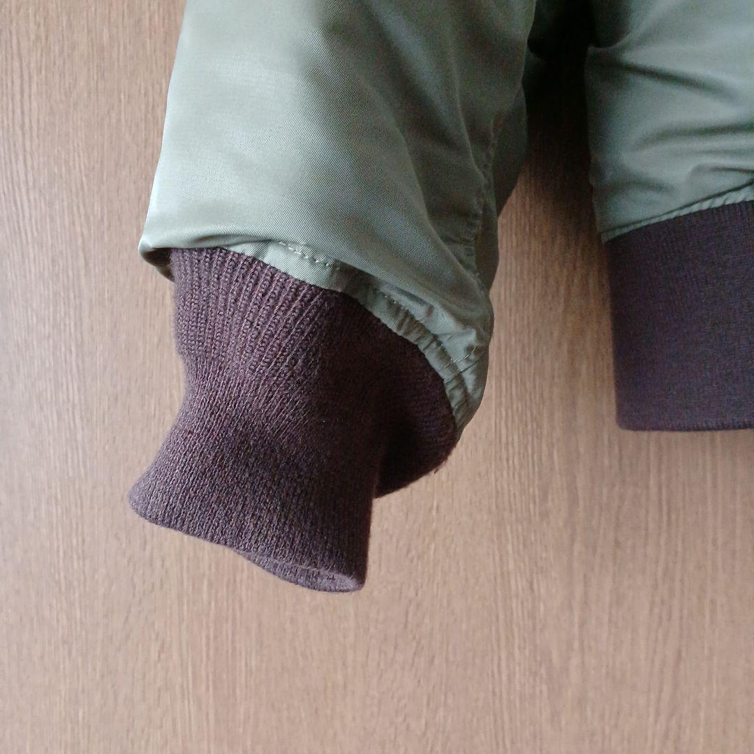 オリーブグリーン ボンバージャケット