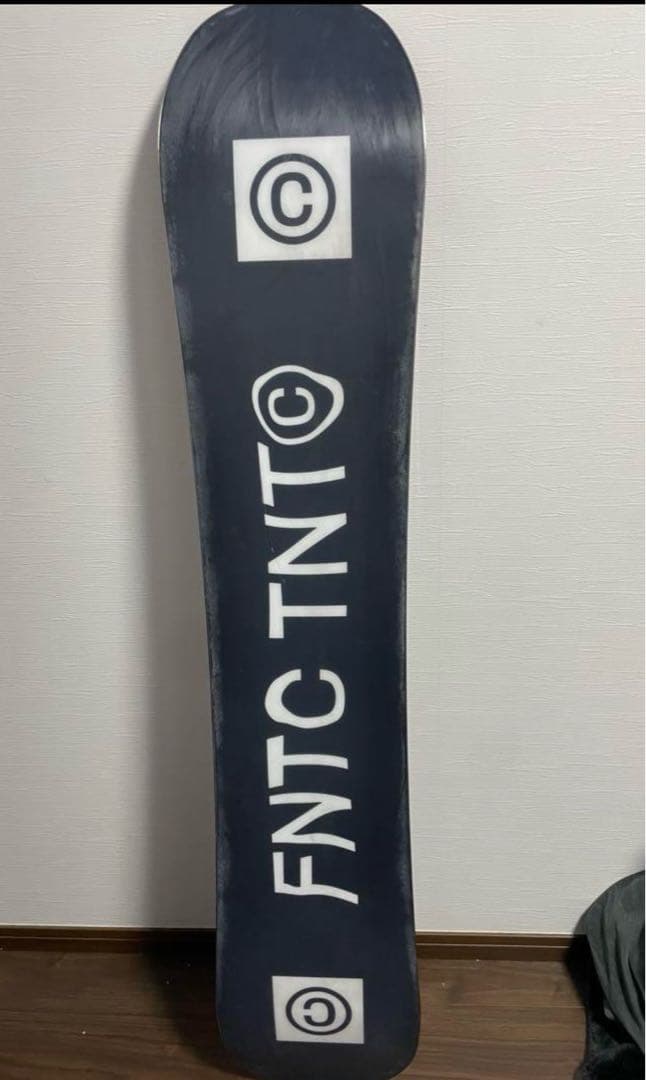 fntc tntスノーボード板 シーズンイン前にどうですか