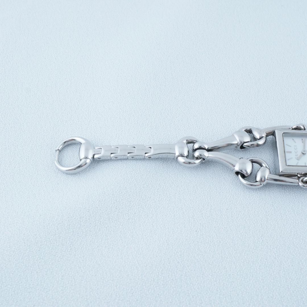 グッチ 116.5 シニョーリア ホワイトシェル クオーツ レディース　腕時計