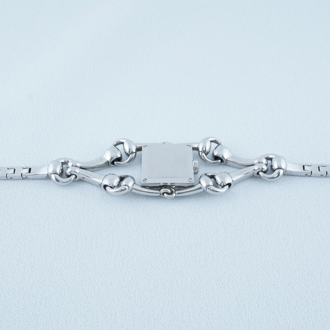 グッチ 116.5 シニョーリア ホワイトシェル クオーツ レディース　腕時計