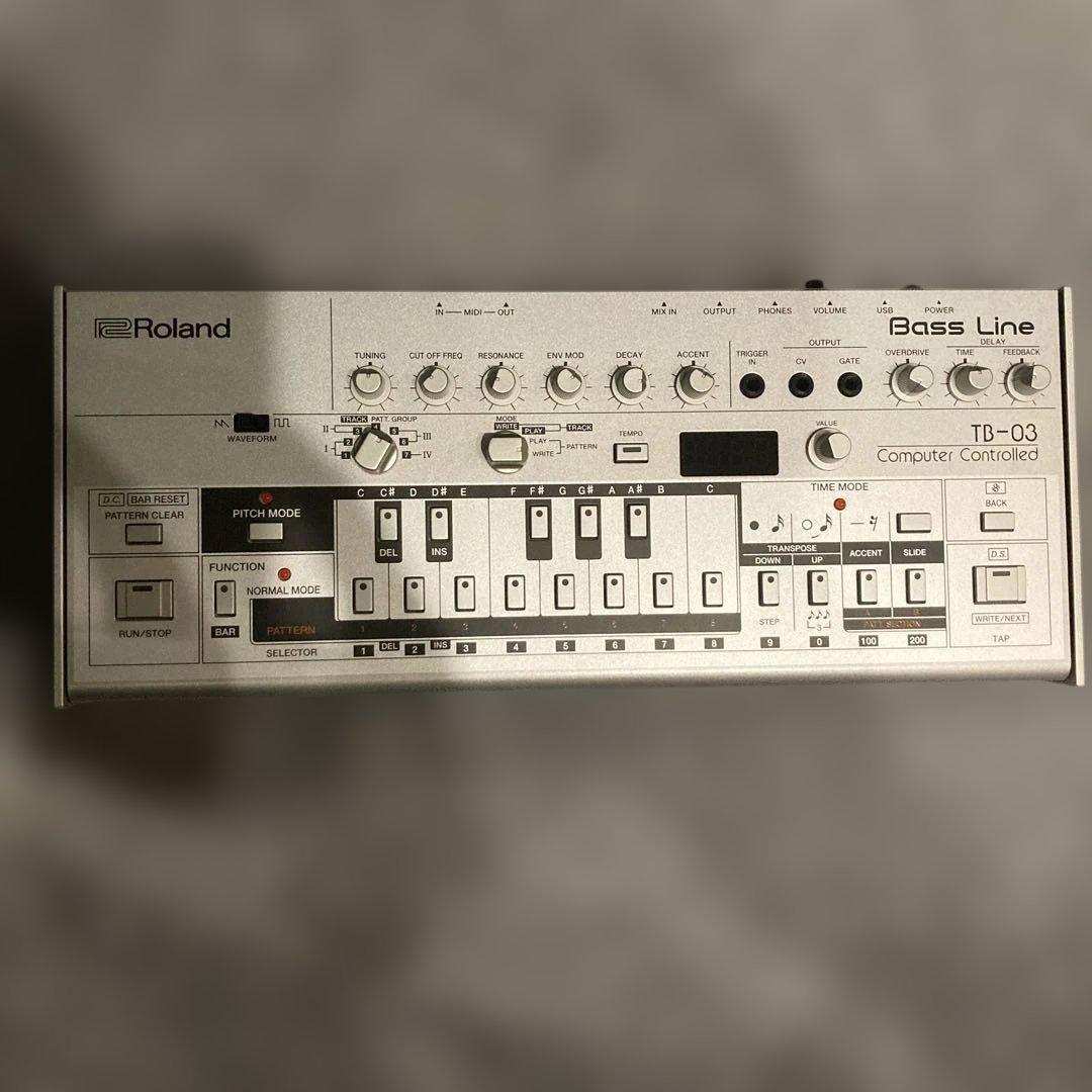 鍵盤楽器 Roland TB-03