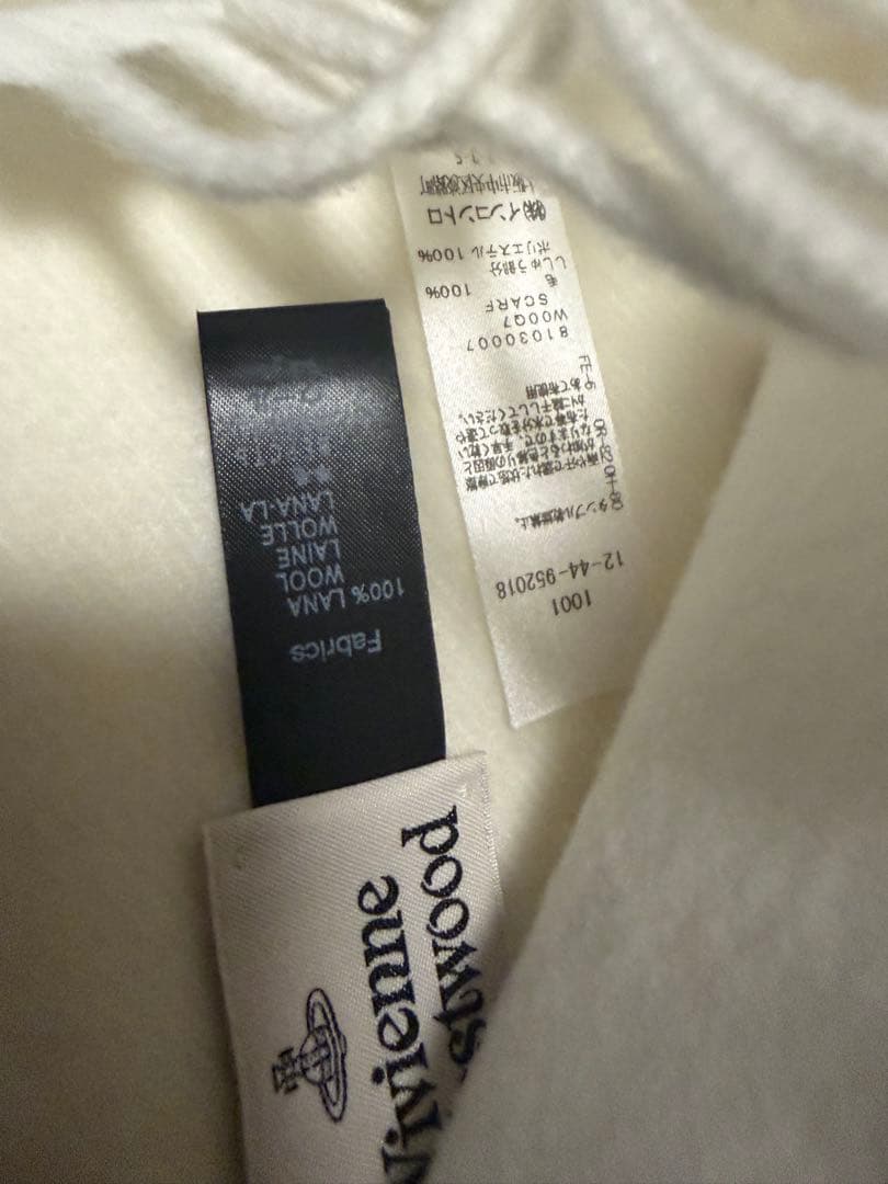 Vivienne Westwood ホワイト マフラー 〜BOX/新品タグ付〜