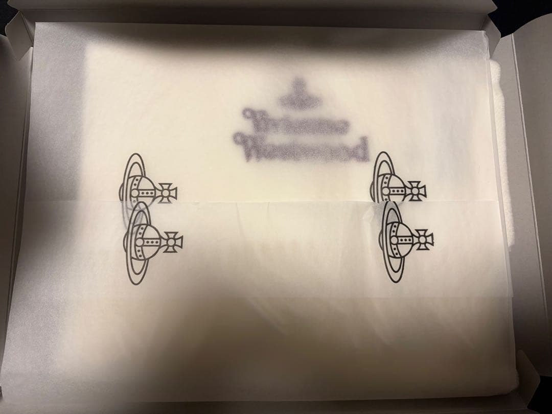 Vivienne Westwood ホワイト マフラー 〜BOX/新品タグ付〜