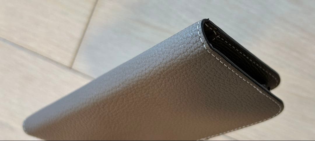 ボナベンチュラ　iPhone14用　 スタンドダイアリーケース