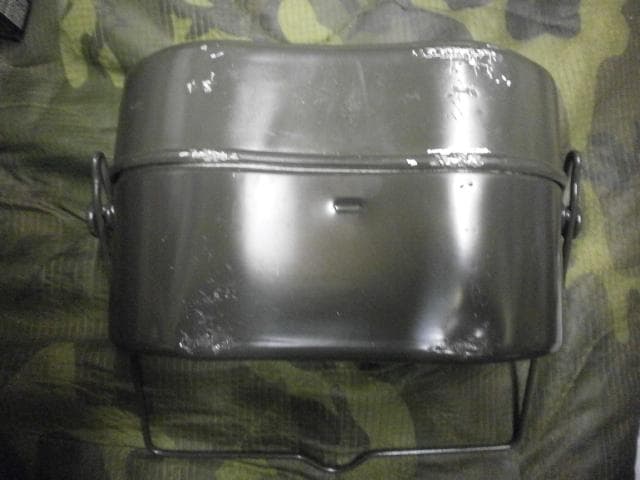 c*e様 自衛隊　本物　戦闘飯盒　Ⅱ型　 はんごう