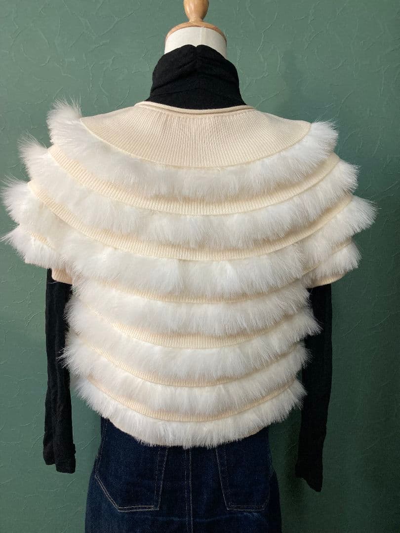 フェンディ　FENDI　ファーボレロ、ウールとファーのコンビ　大幅値下げ