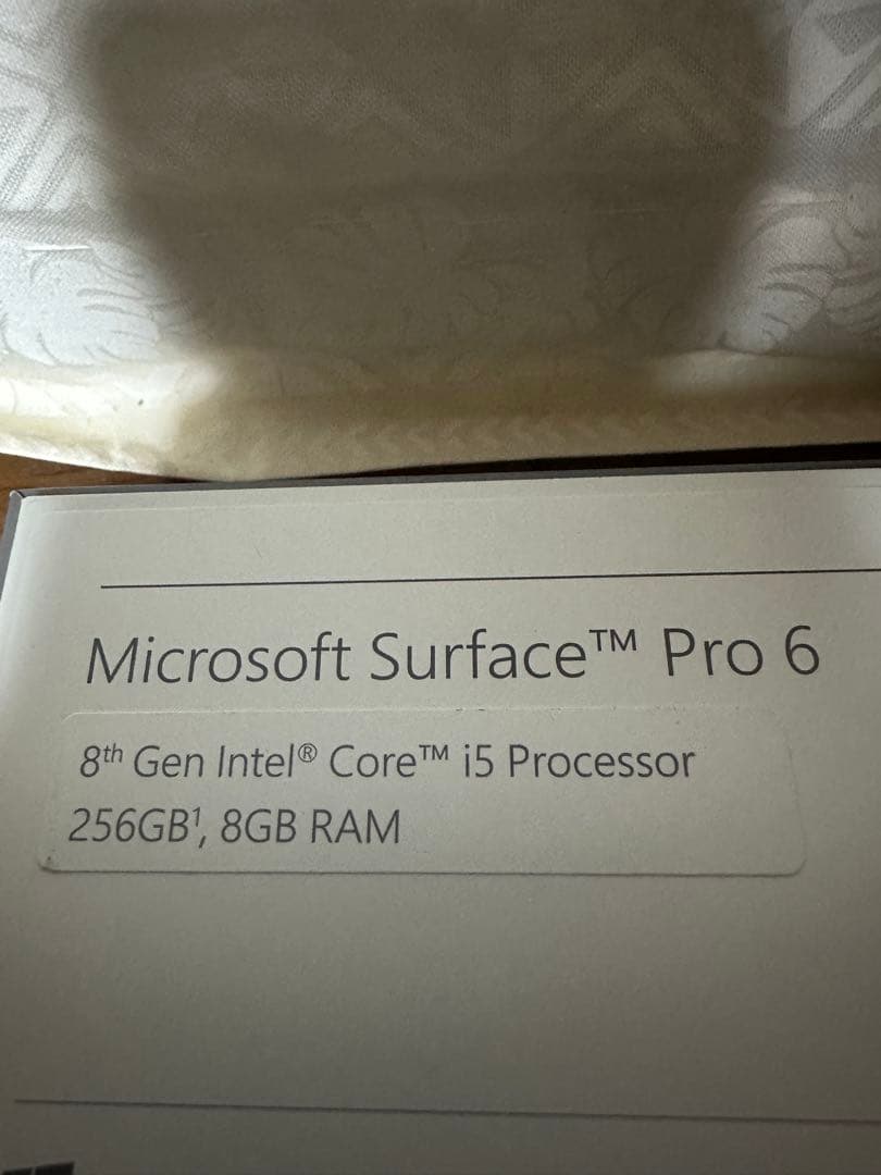 Surface Pro6 i5 8GB 256GB Signaturカバー付美品