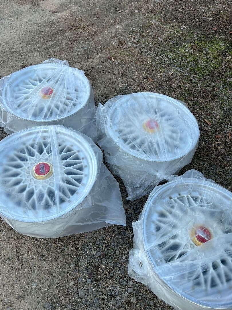 19インチ メッシュデザインホイール 4本セット