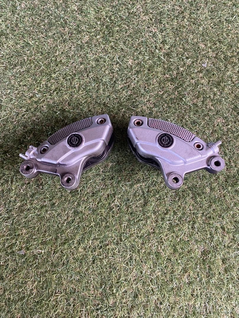 ハーレー　HD純正BREMBOブレーキキャリパー　ツーリングモデル