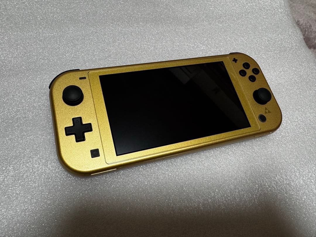 Switch Liteハイラルエディション　ジャック