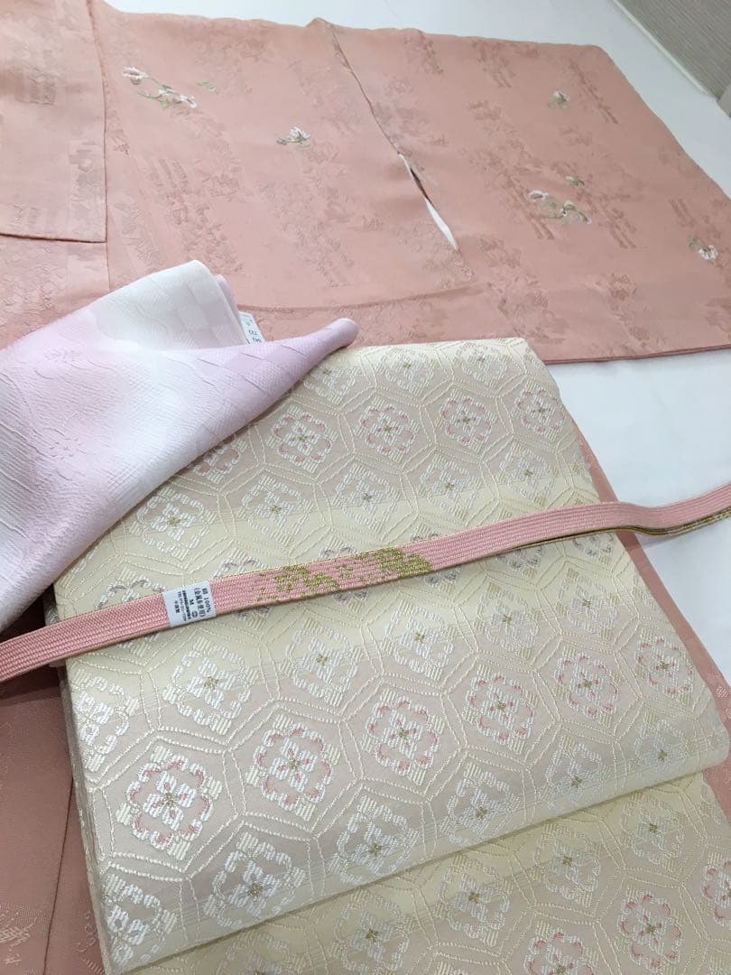 SALE‼️高級感溢れる【訪問着】手刺繍　地紋　正絹　逸品　　裄長め