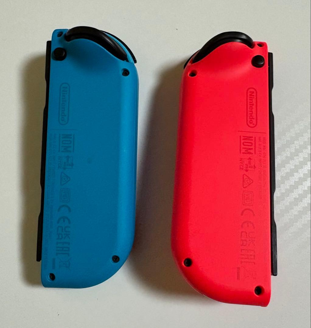 未使用に近い Nintendo Switch本体（赤/青） バッテリー向上ver