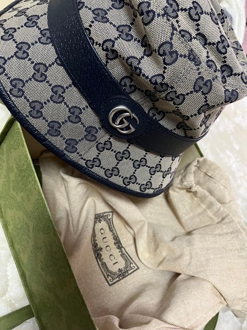 GUCCI バケハ 28日まで値下げ