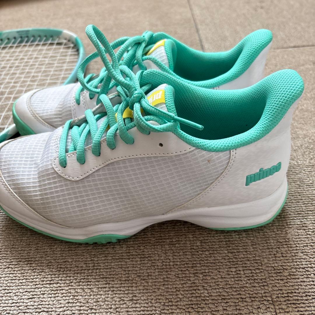 軟式　ソフトテニスラケット　テニスシューズセット　部活