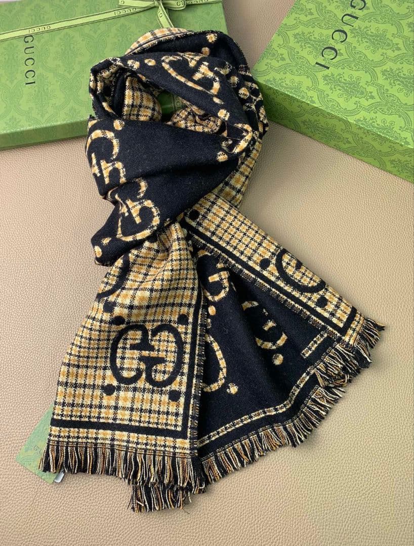 GUCCI グッチ GGロゴ マフラー ブラック ベージュ リバーシブル フリン