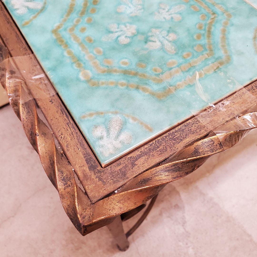 ターコイズタイル模様の長方形　アイアンテーブル