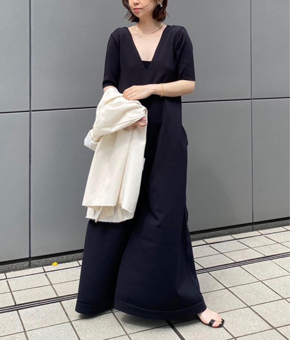 【新品未使用タグ付き】ETRE TOKYO ニットオールインワン ネイビー