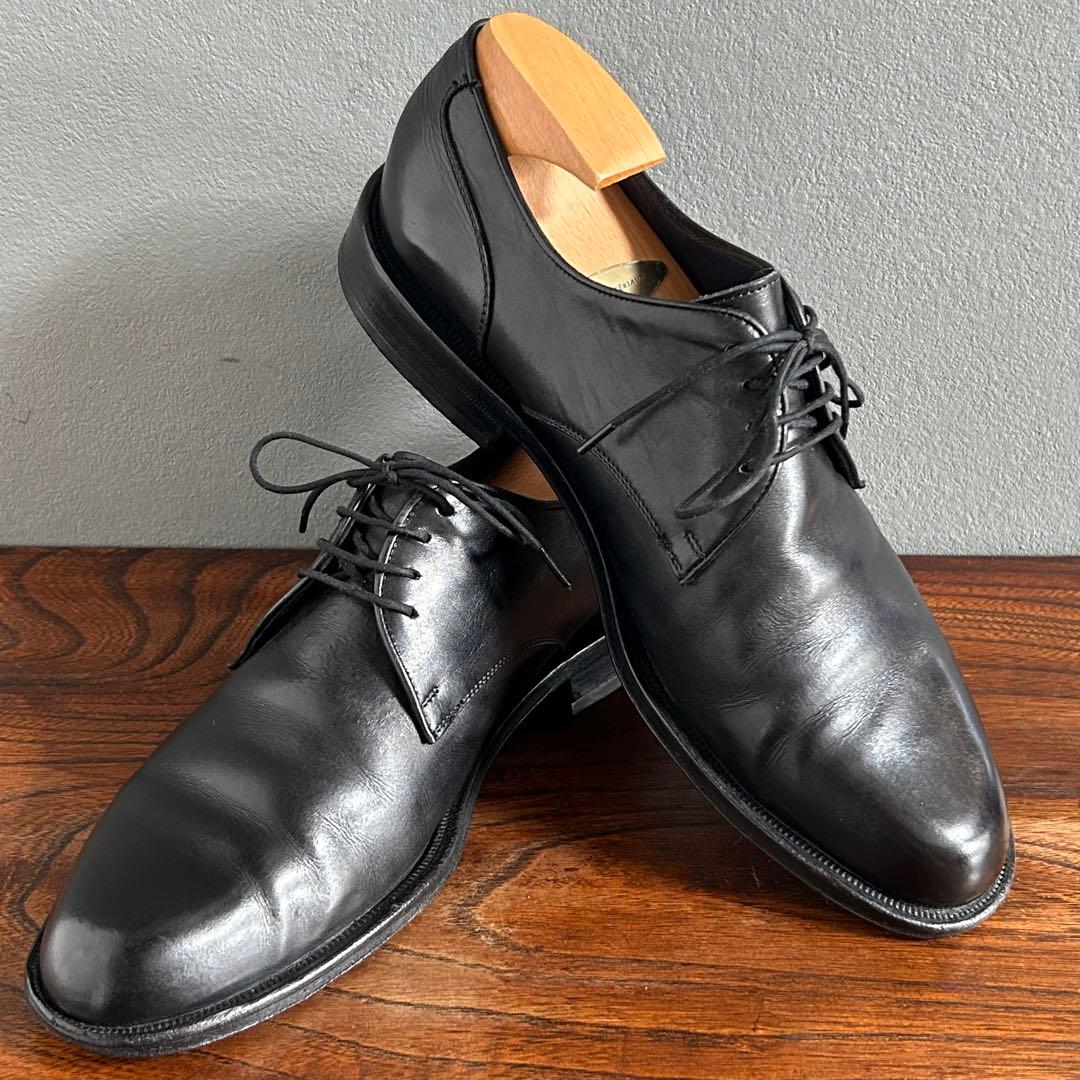 【匿名配送】 サルヴァトーレフェラガモ プレーントゥ ドレス 本革 外羽根 黒