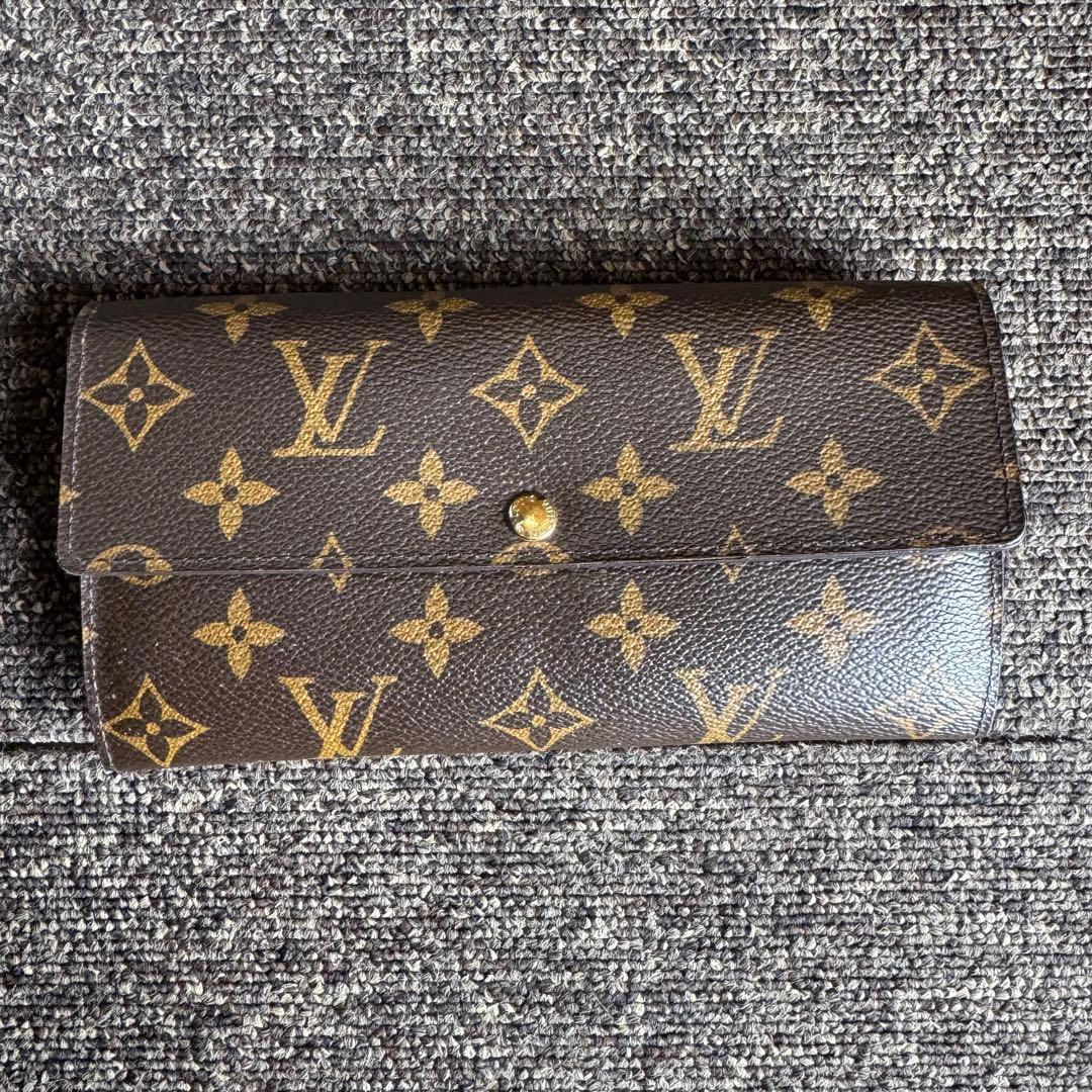 Louis Vuitton ポルトフォイル サラ モノグラム 2つ折り長財布