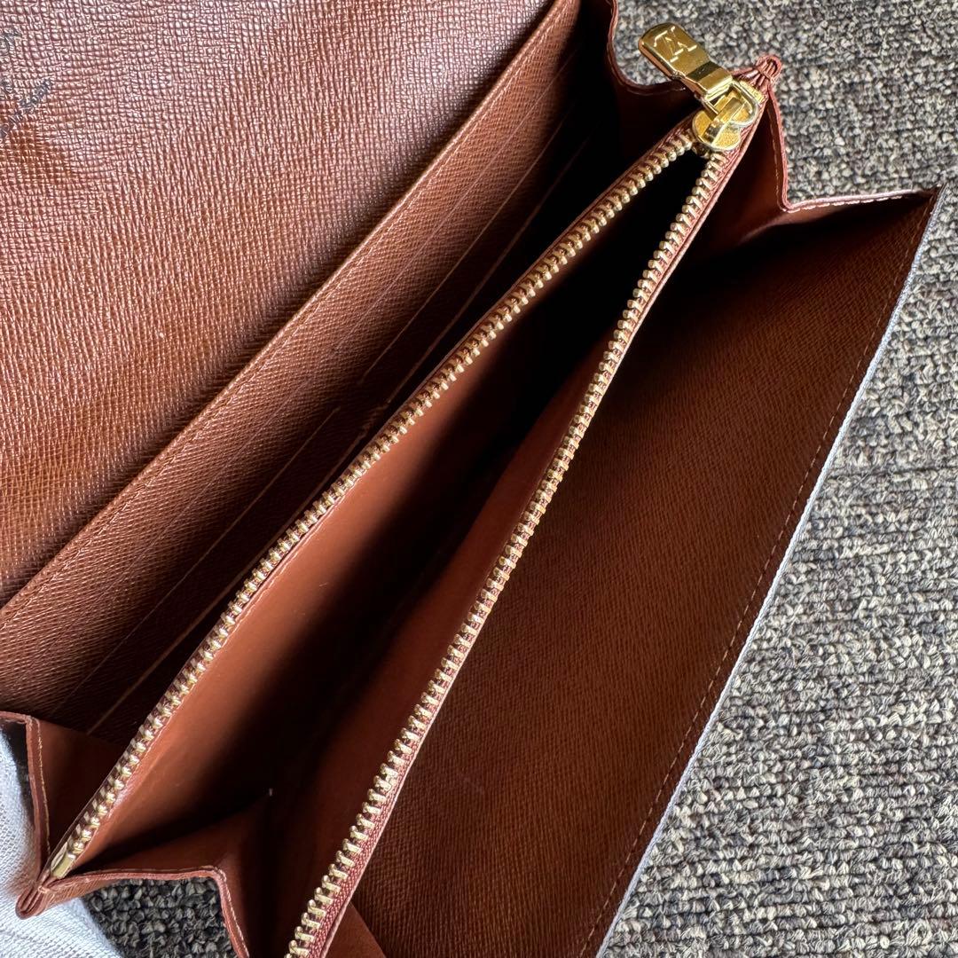 Louis Vuitton ポルトフォイル サラ モノグラム 2つ折り長財布