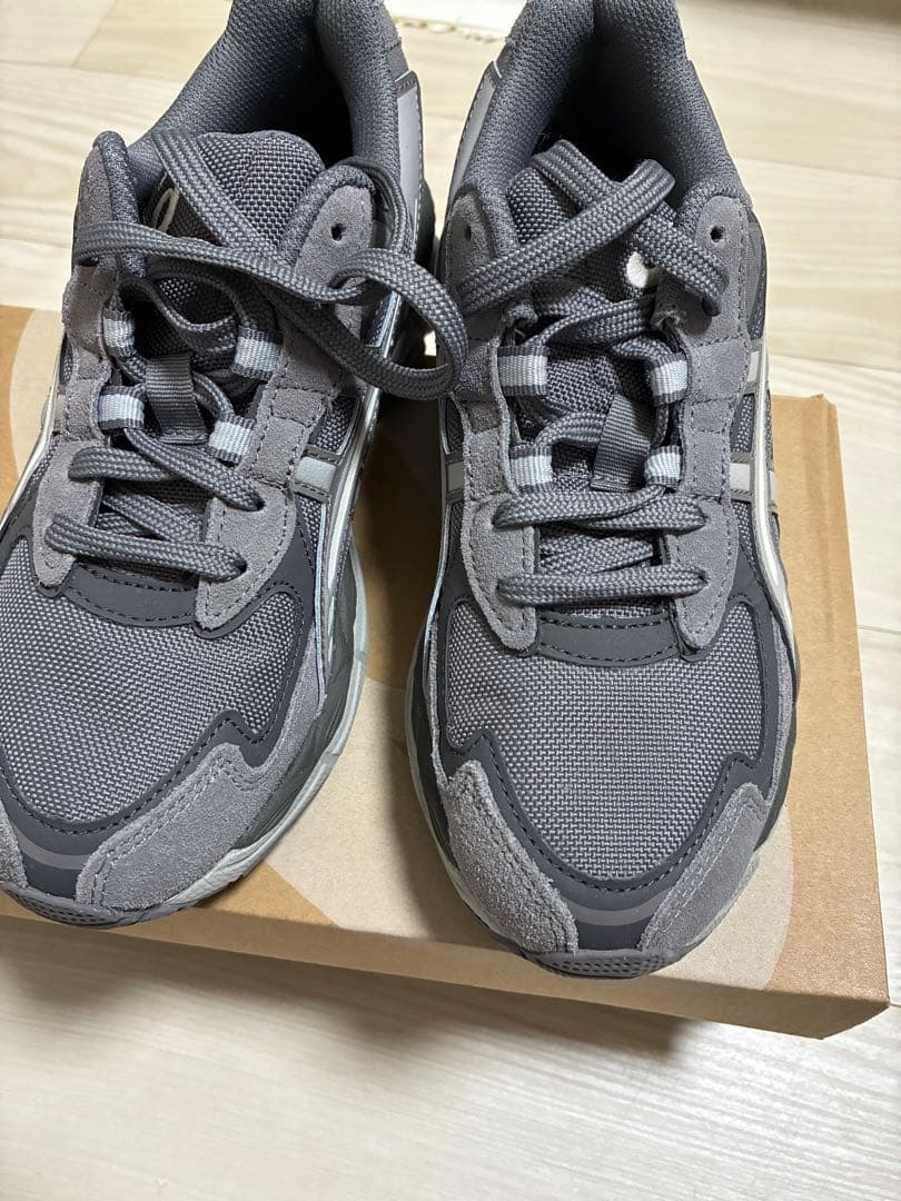 新品未使用 アシックス asics GEL-NYC 2055 ゲルエヌワイシー