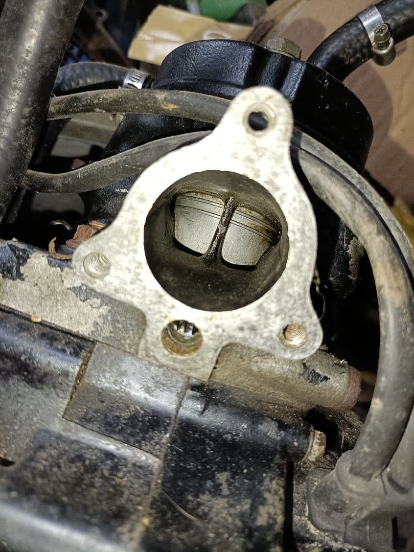 HE04E cr80 エンジン