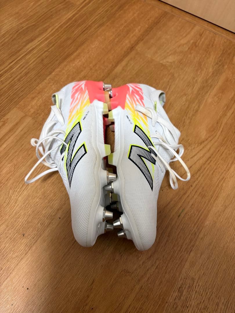New Balance Furon SGサッカースパイク