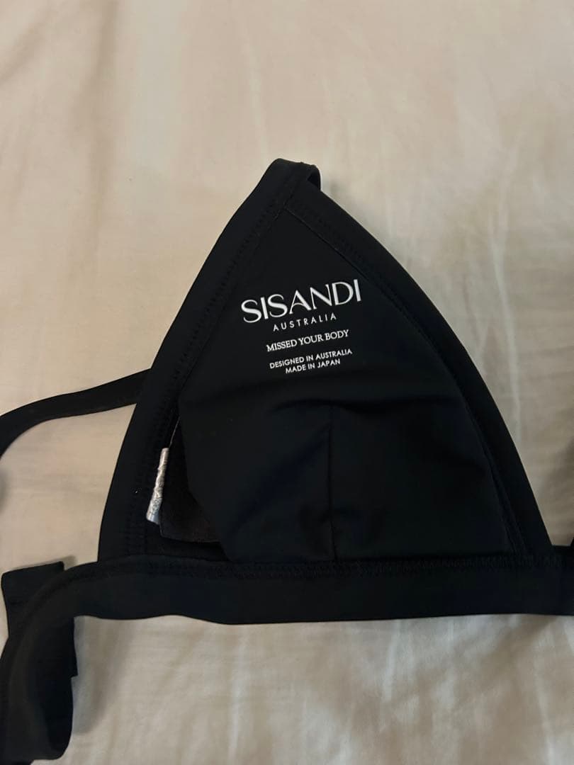 SISANDI トライアングルビキニトップ S