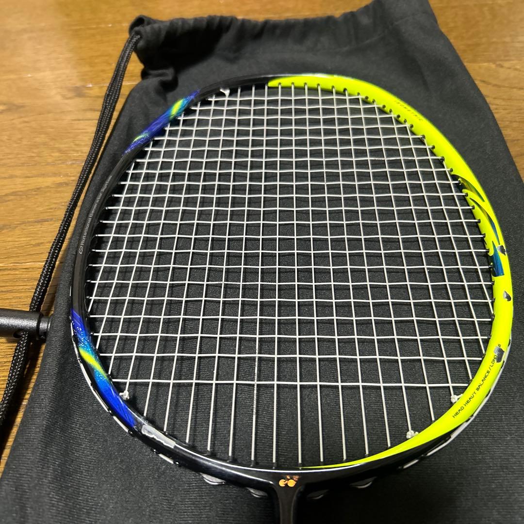 ラケット YONEX ASTROX 77 4U5G