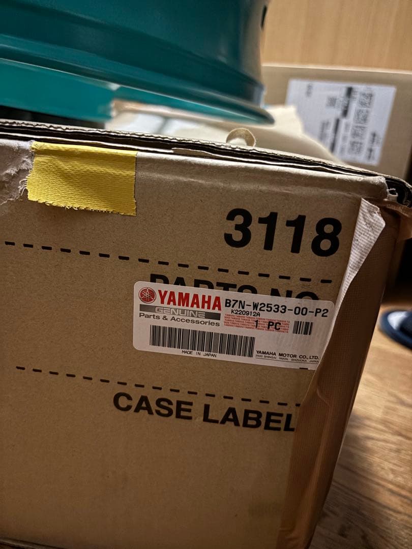 Yamaha MT-09 リア　純正ホイール 第3期型　極小傷あり