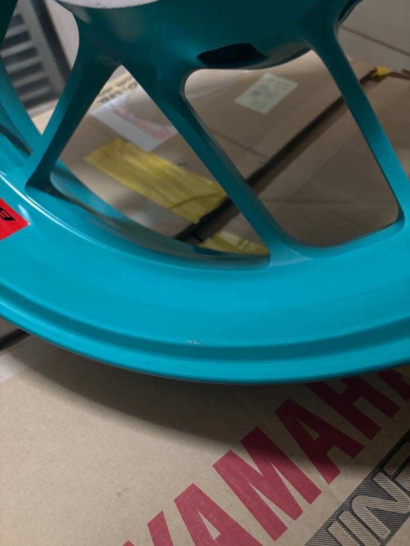 Yamaha MT-09 リア　純正ホイール 第3期型　極小傷あり