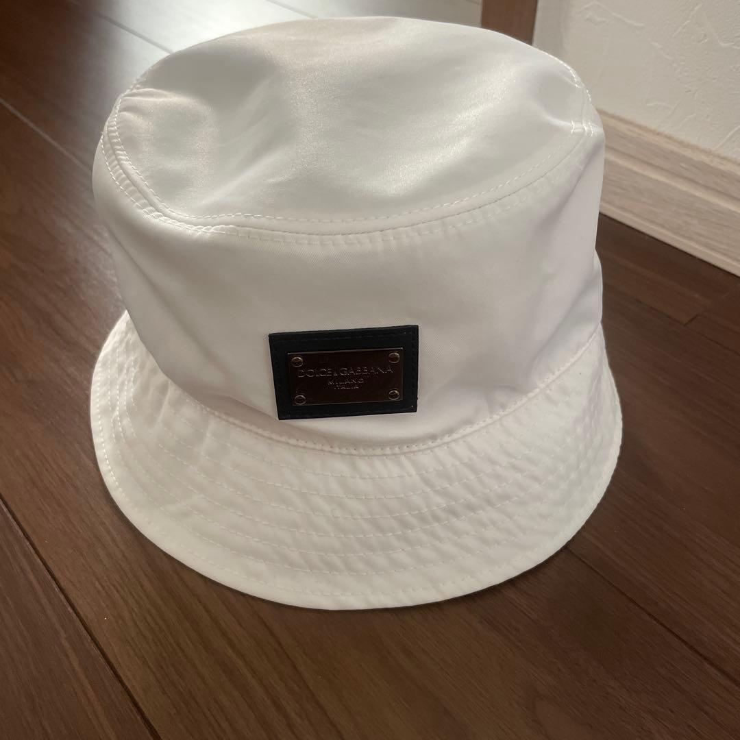 ドルチェアンドガッバーナ バケハ